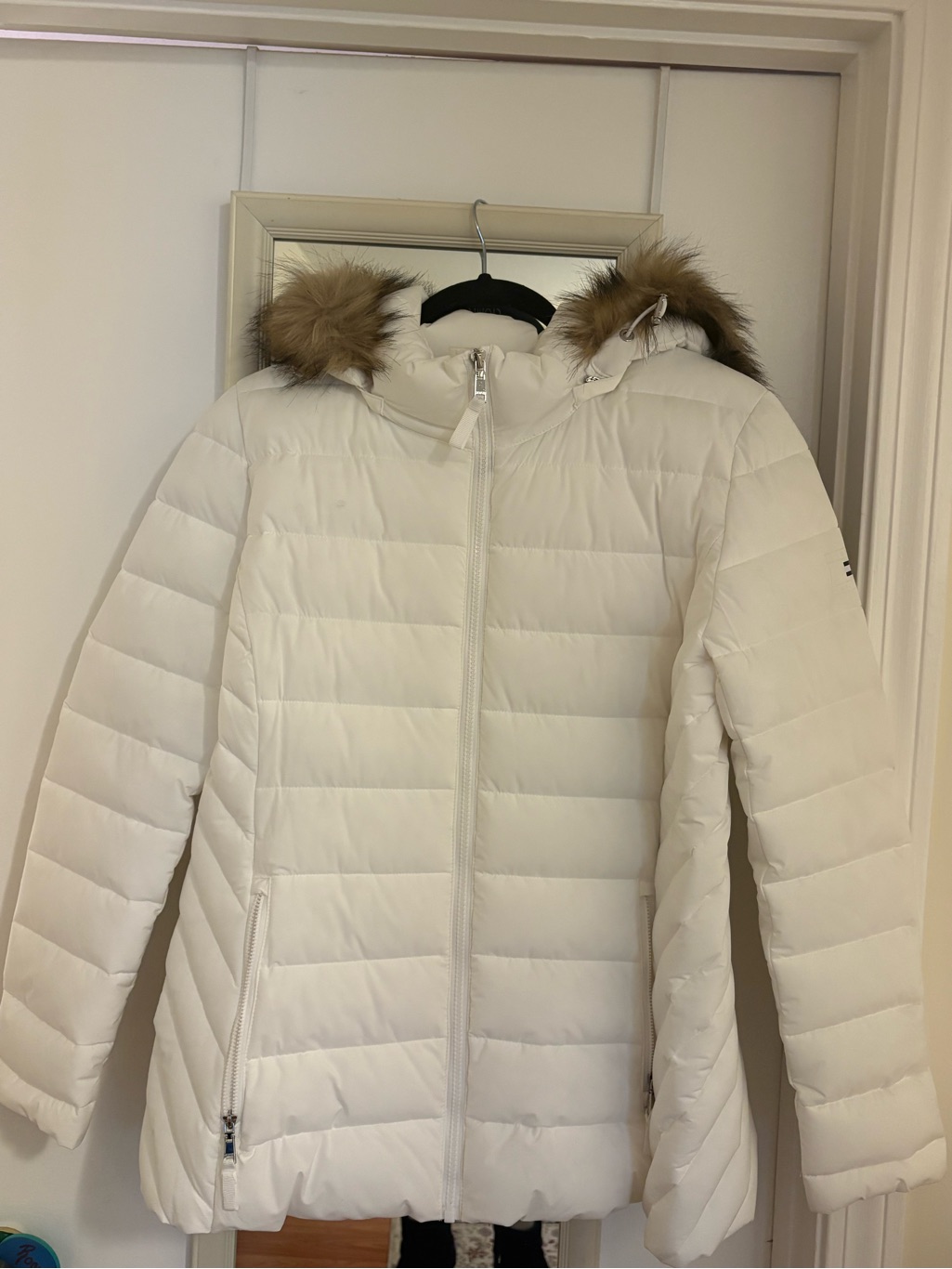 Tommy Hilfiger White Puffer Jacket With Faux-Fur Hood